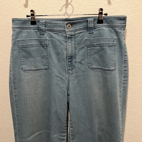 J.Jill high-rise full-leg crops 12 - Picture 2 of 6